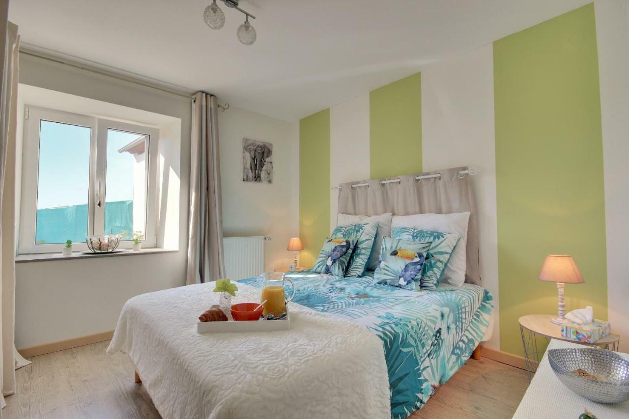 Gite Le 1602 Saint-Nabor 外观 照片